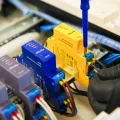 Shelly Pro stmívač RGBWW LED pásků na DIN lištu, WiFi, LAN
