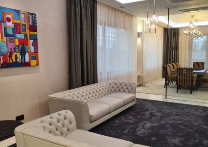 Jak ovládat 26 audio a 7 video zón? S Control4 to jde jednoduše