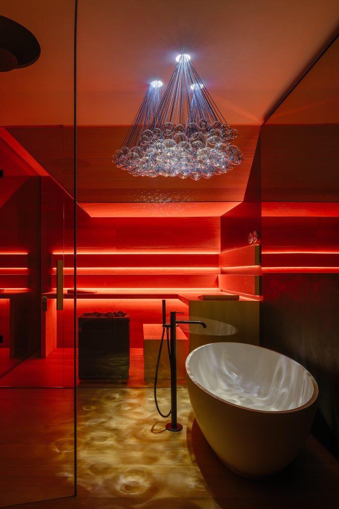 Systémová elektroinstalace vykouzlí příjemné prostředí také v sauně. Navíc vám výrazně pomůže i s údržbou celé vaší wellness oázy.&nbsp; 